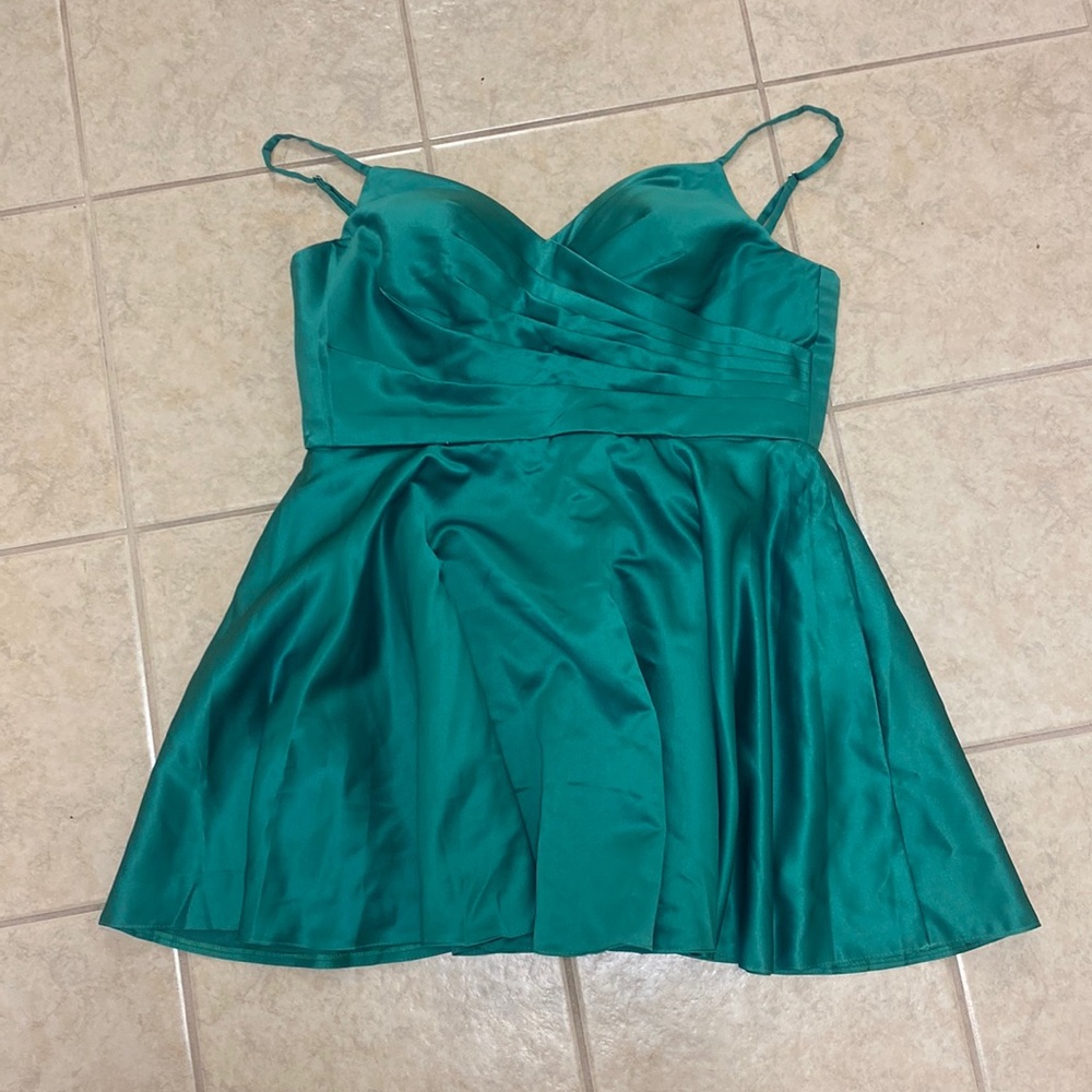 Kelly green dress
